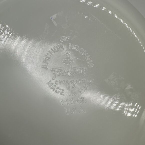 Vintage Anchor Hocking Fire-King Meadow Green Casserole 1.5 qt, Baking Dish 437 - Picture 5 of 5